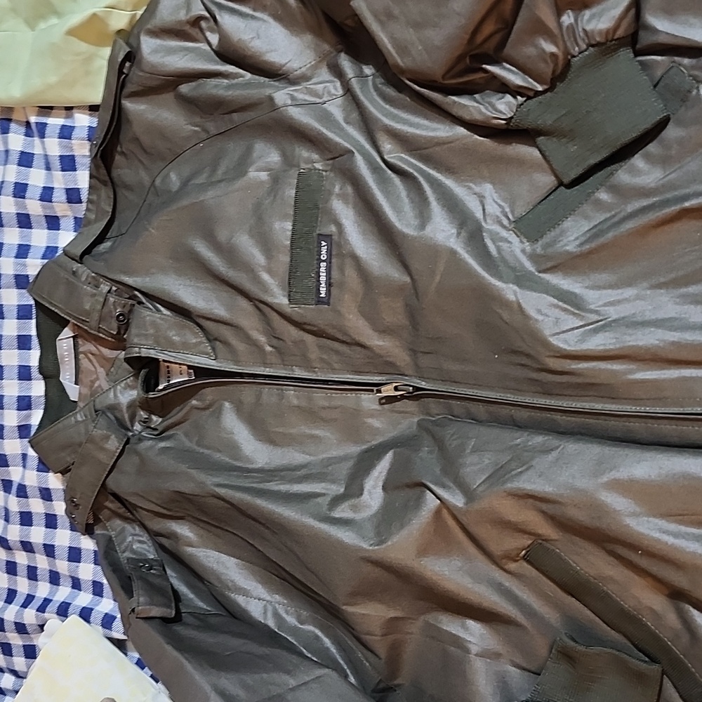 Vintage members only new jacket size 15/16 fit like medium